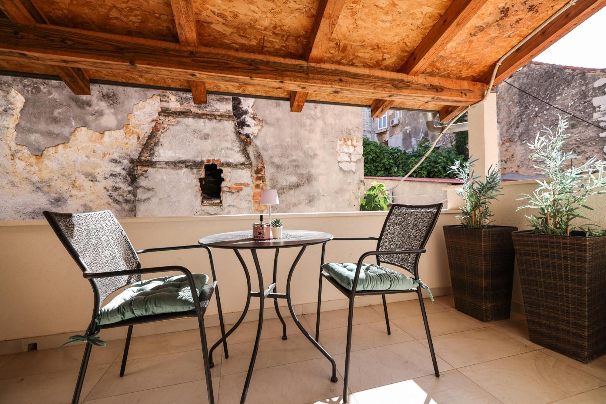 Hidden In The Center Appartement Zadar